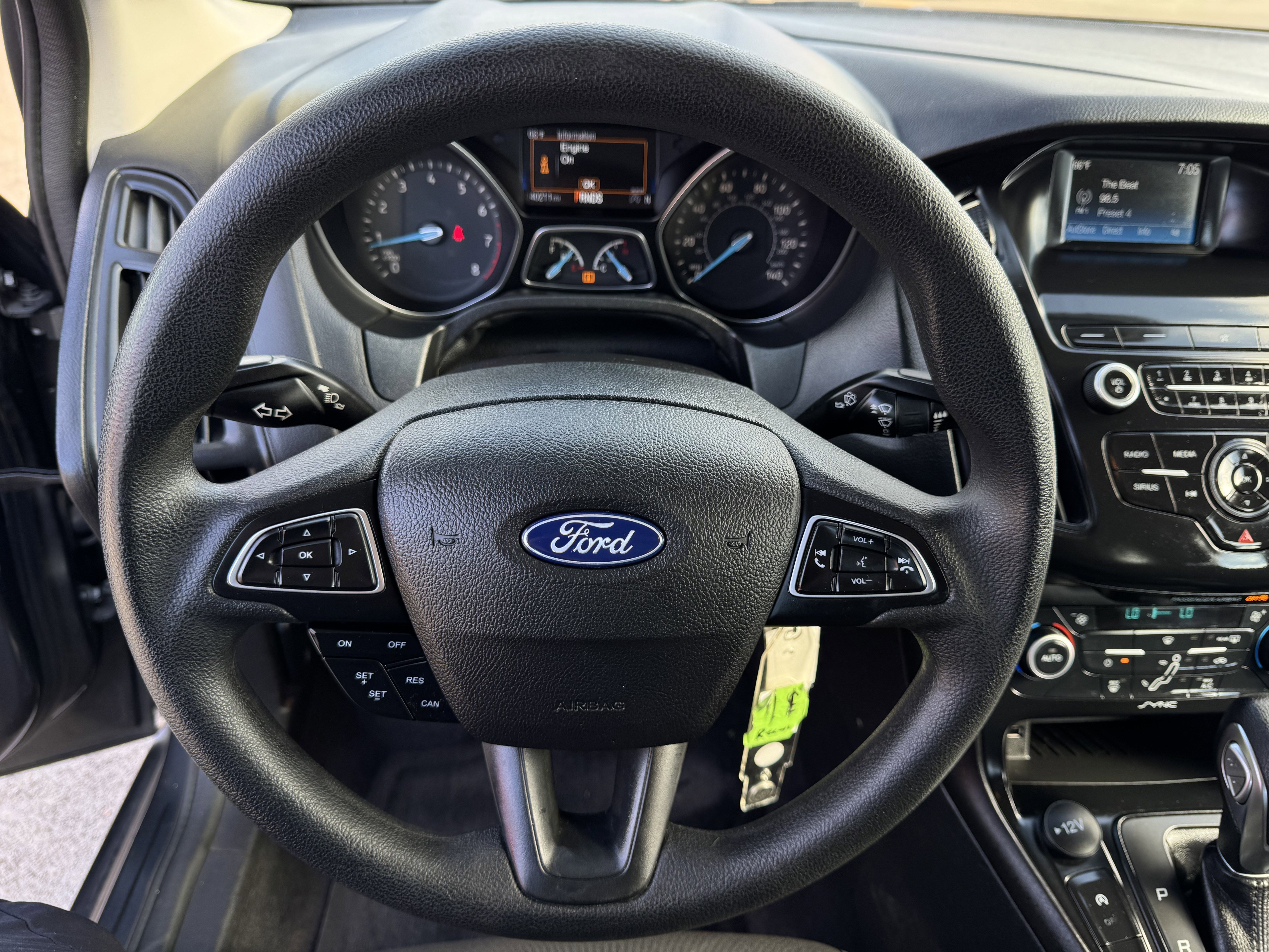 Used 2018 Ford Focus SE image 17