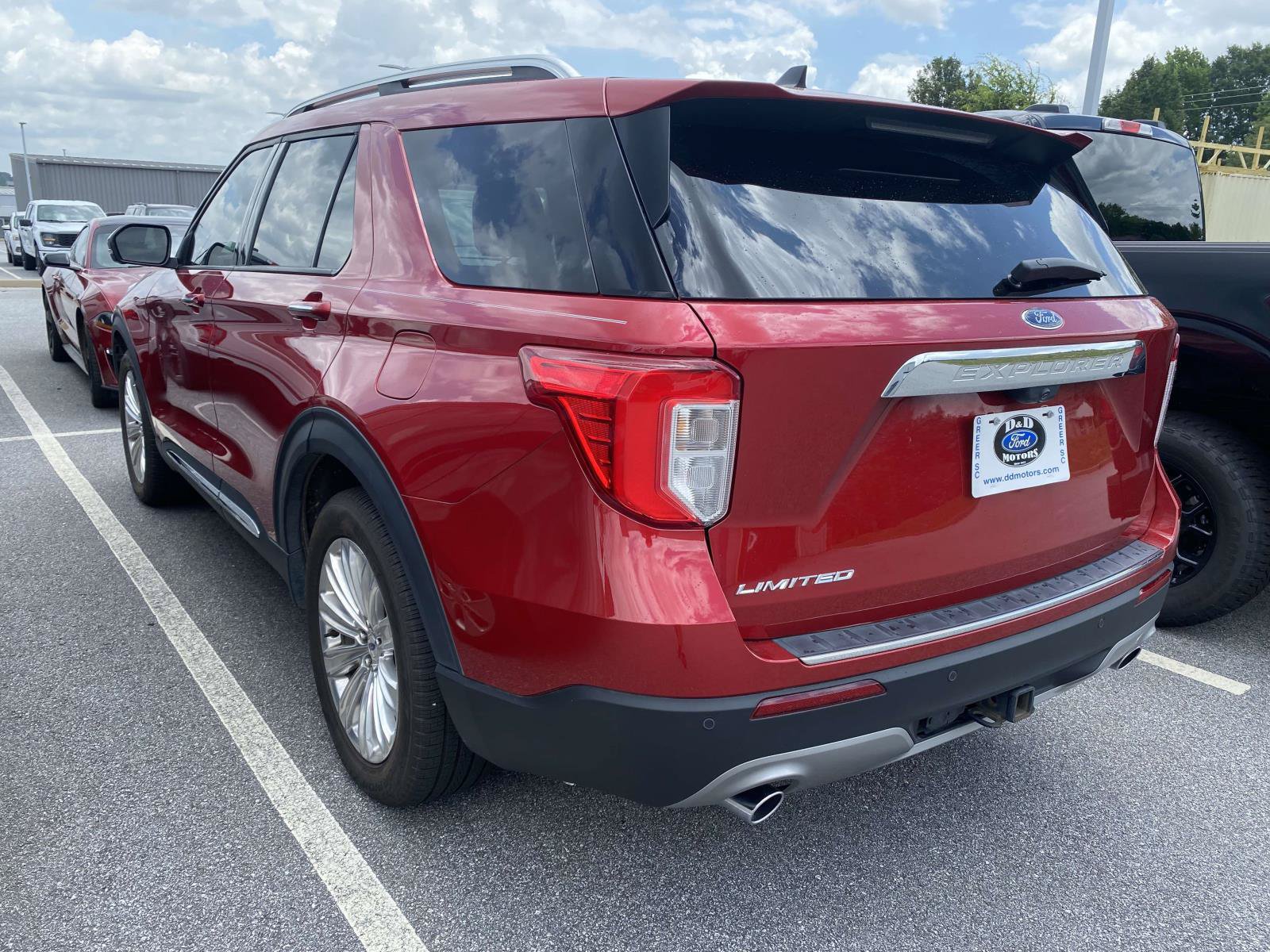 Certified 2022 Ford Explorer Limited w/ Equipment Group 301A RWD image 5