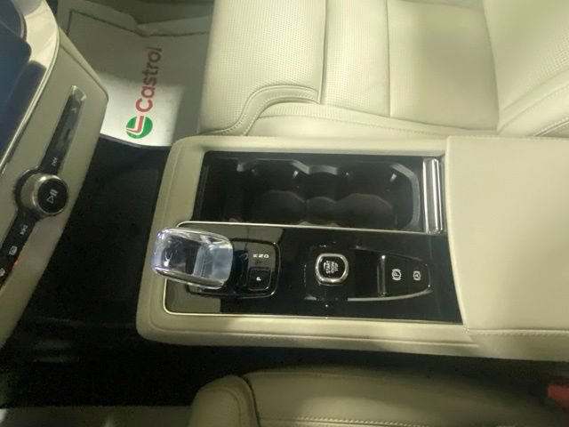 Used 2026 Volvo XC90 B6 Ultra AWD/4WD image 25