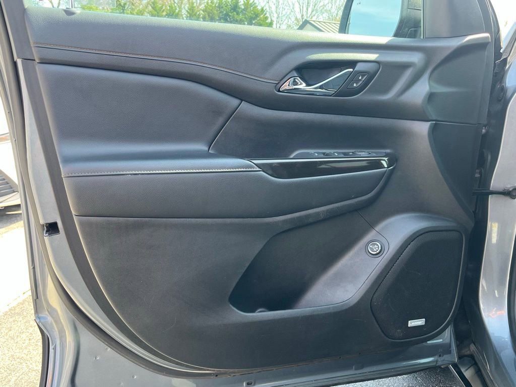 Used 2021 GMC Acadia AT4 image 13