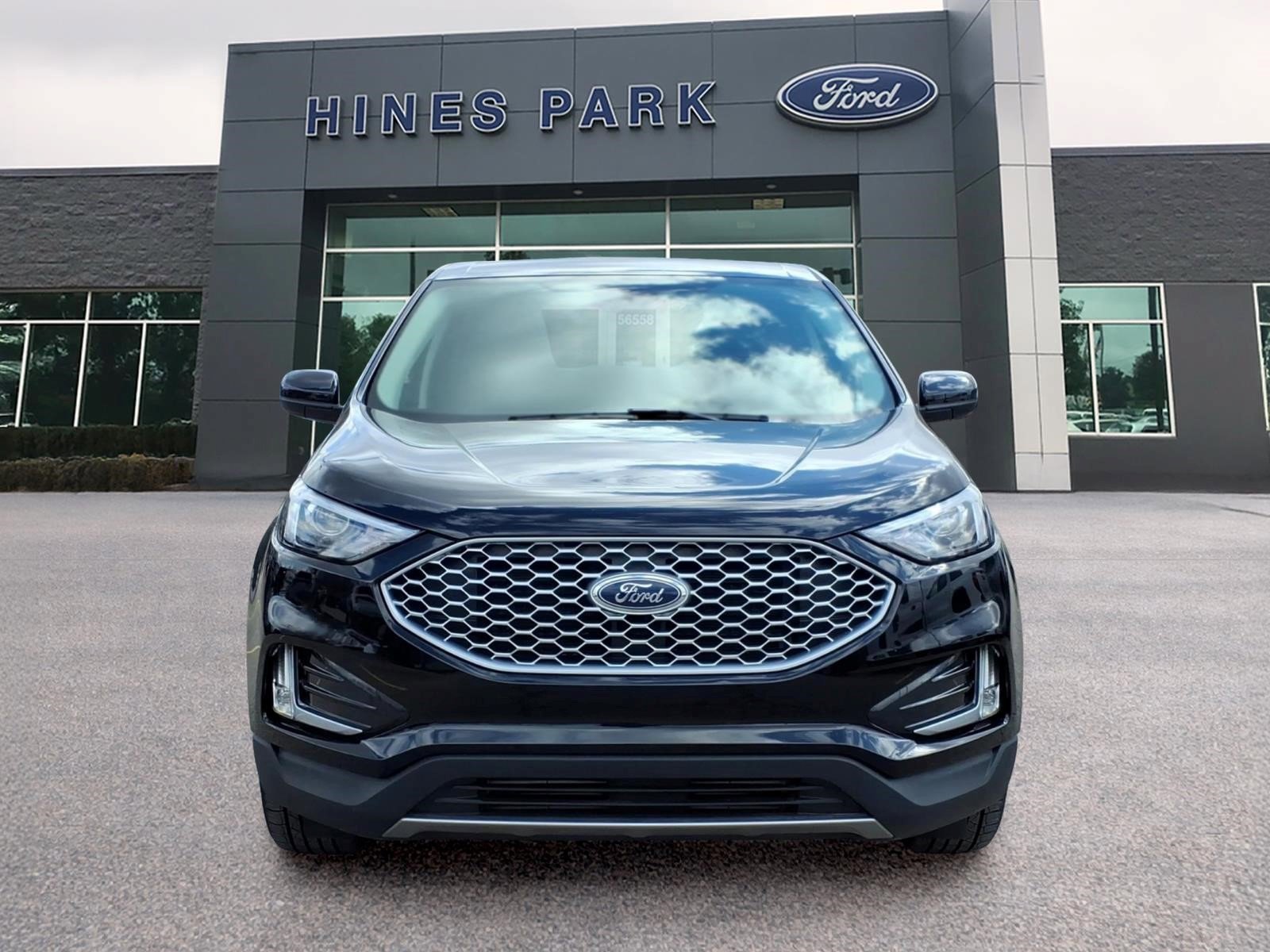 Certified 2023 Ford Edge SEL w/ Convenience Package image 2
