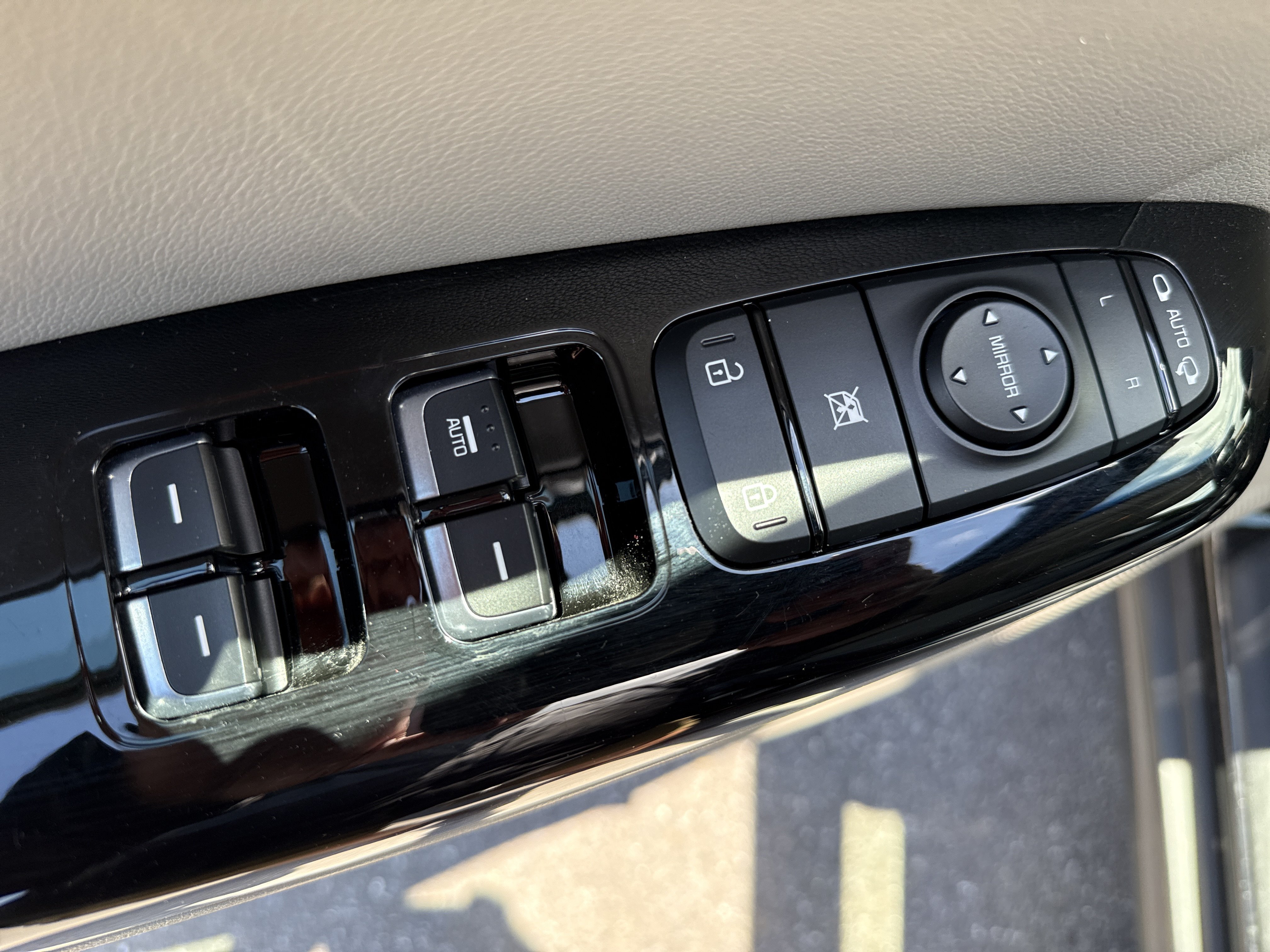 Used 2018 Kia Sportage EX AWD/4WD image 17