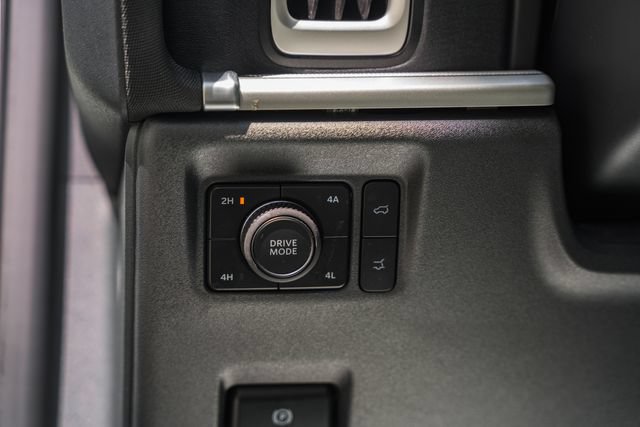 Used 2025 Ford Expedition Active AWD/4WD image 54