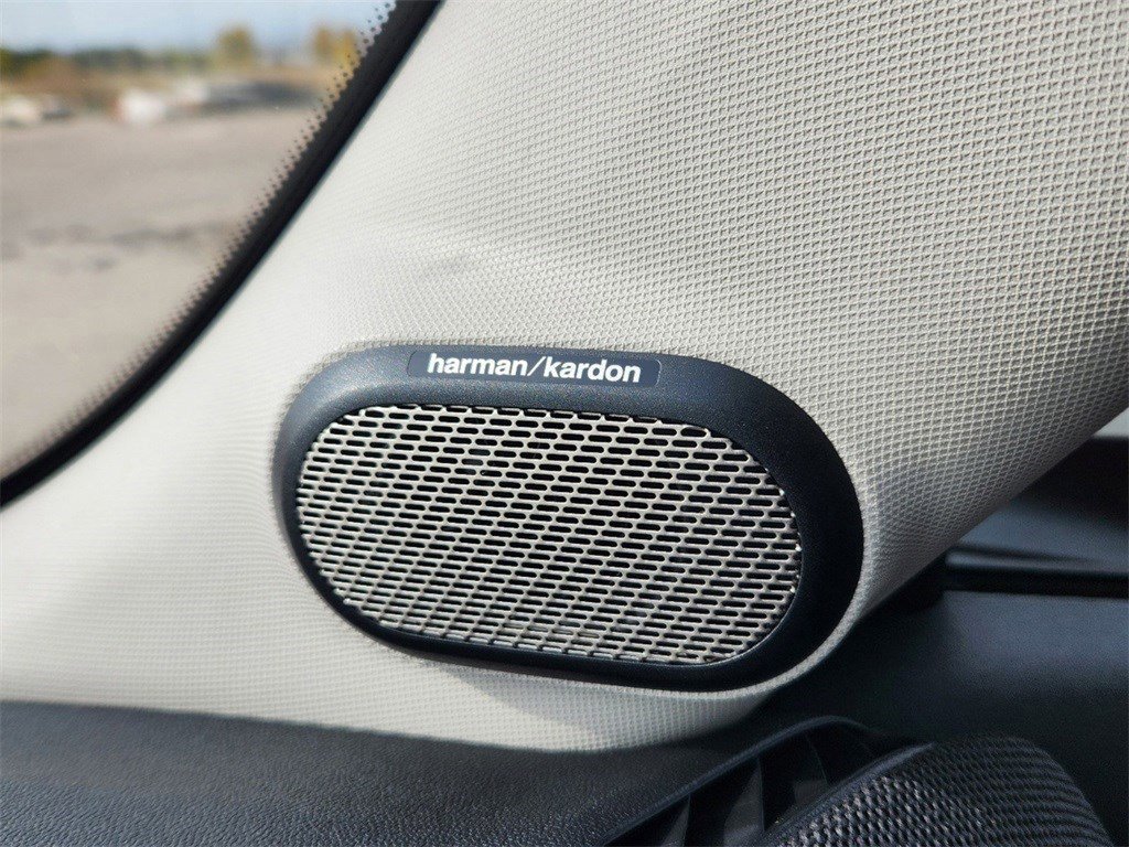 Used 2025 MINI Cooper S image 33