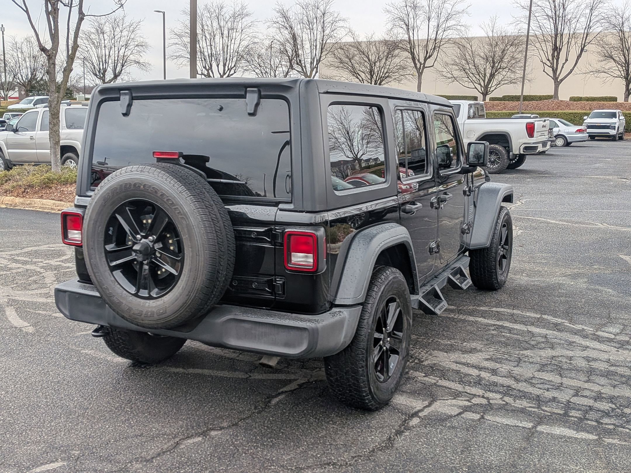 Used 2020 Jeep Wrangler Unlimited Sport image 9