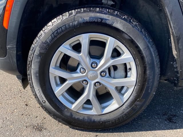 Used 2023 Jeep Grand Cherokee Limited AWD/4WD image 22