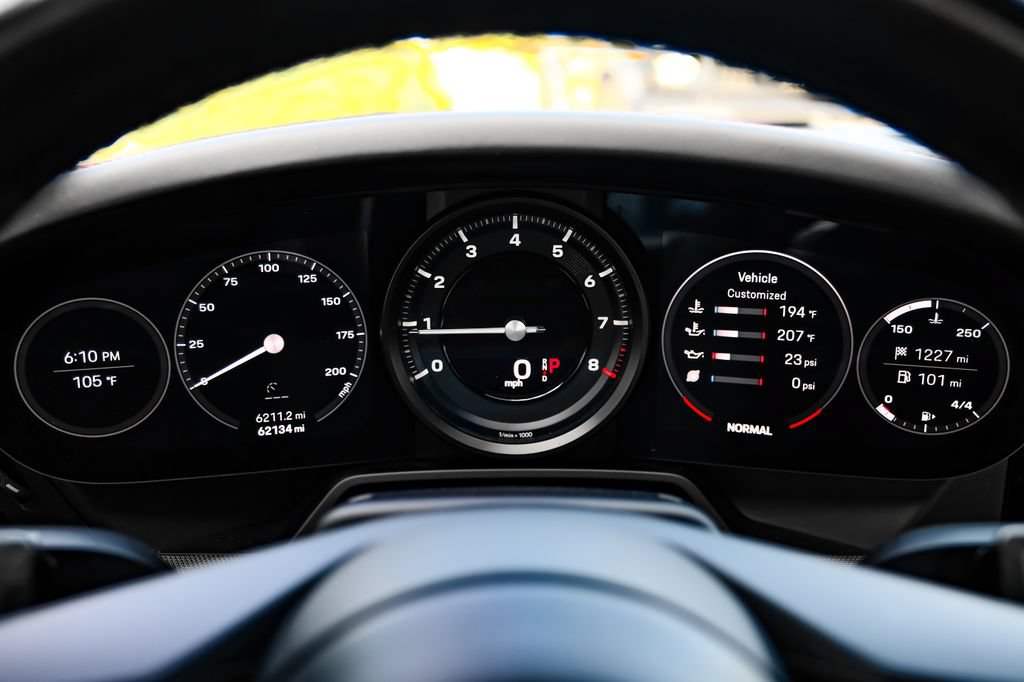Used 2023 Porsche 911 Carrera RWD image 14