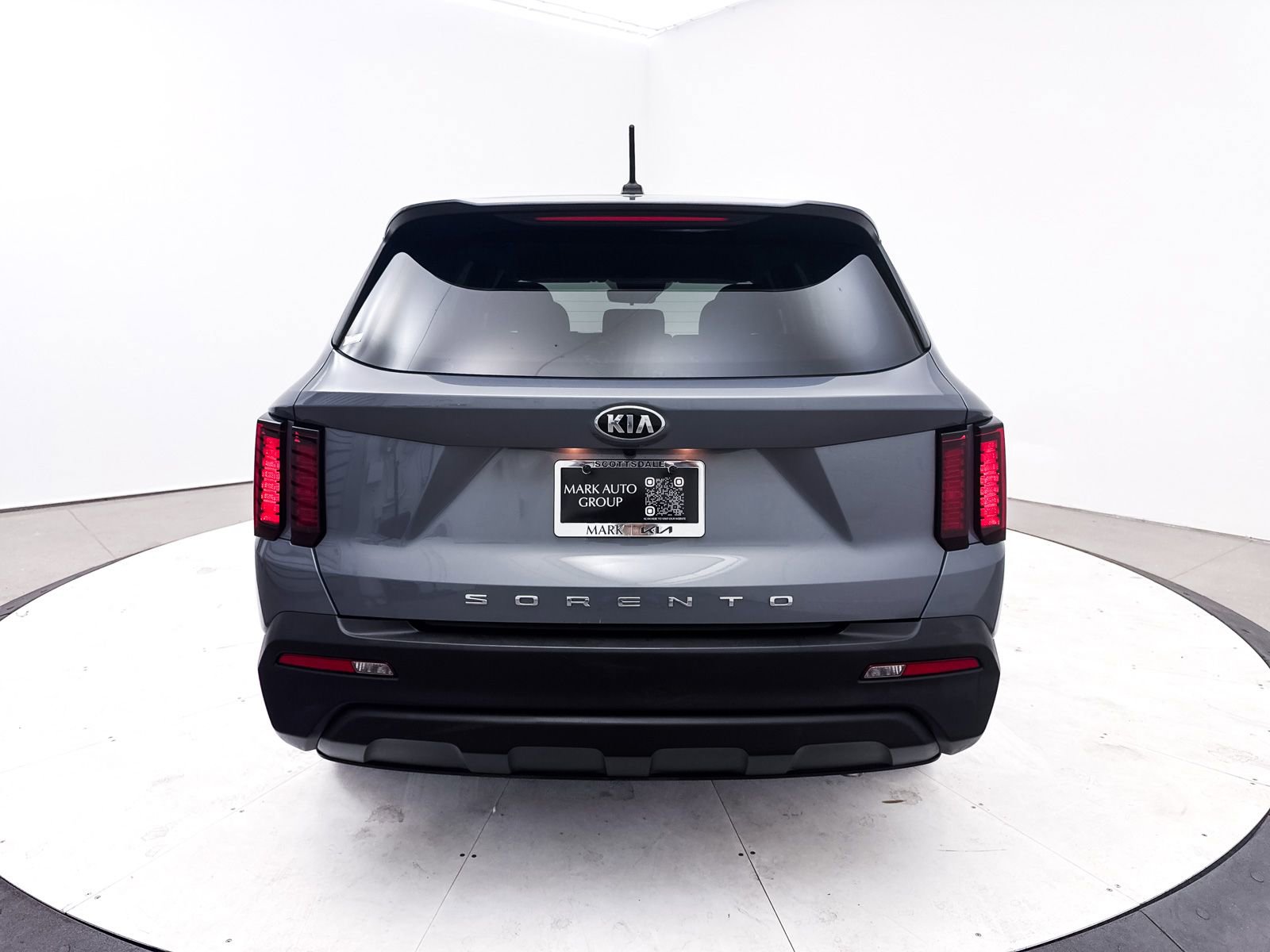 Used 2021 Kia Sorento LX image 15