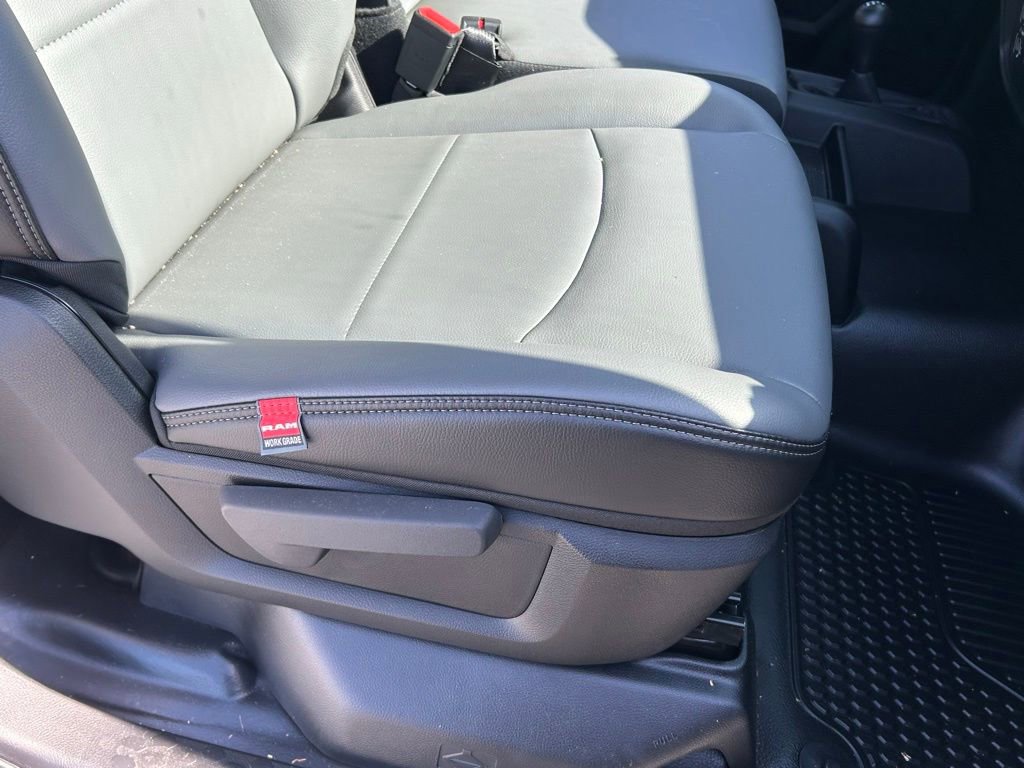 Used 2022 RAM 2500 Tradesman AWD/4WD image 30