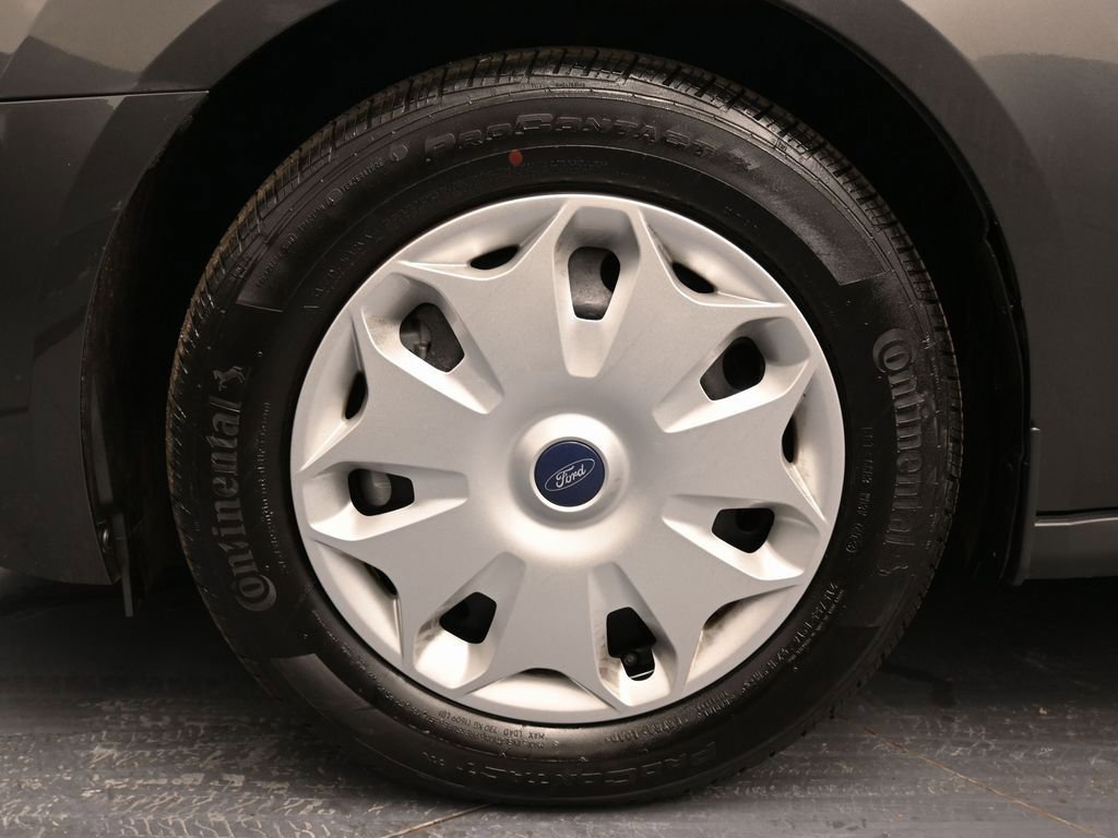 Used 2016 Ford Transit Connect XLT image 9