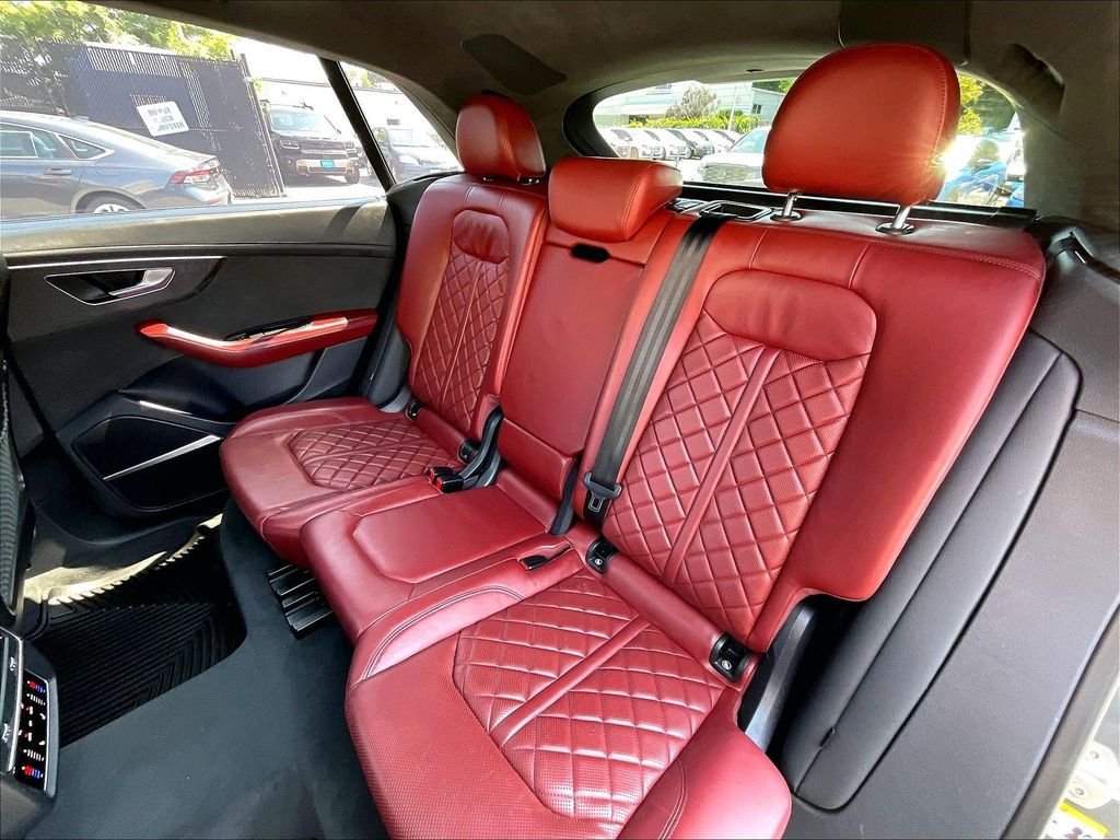 Used 2022 Audi SQ8 Prestige AWD/4WD image 15