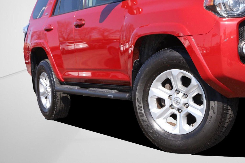 Used 2019 Toyota 4Runner SR5 Premium image 3