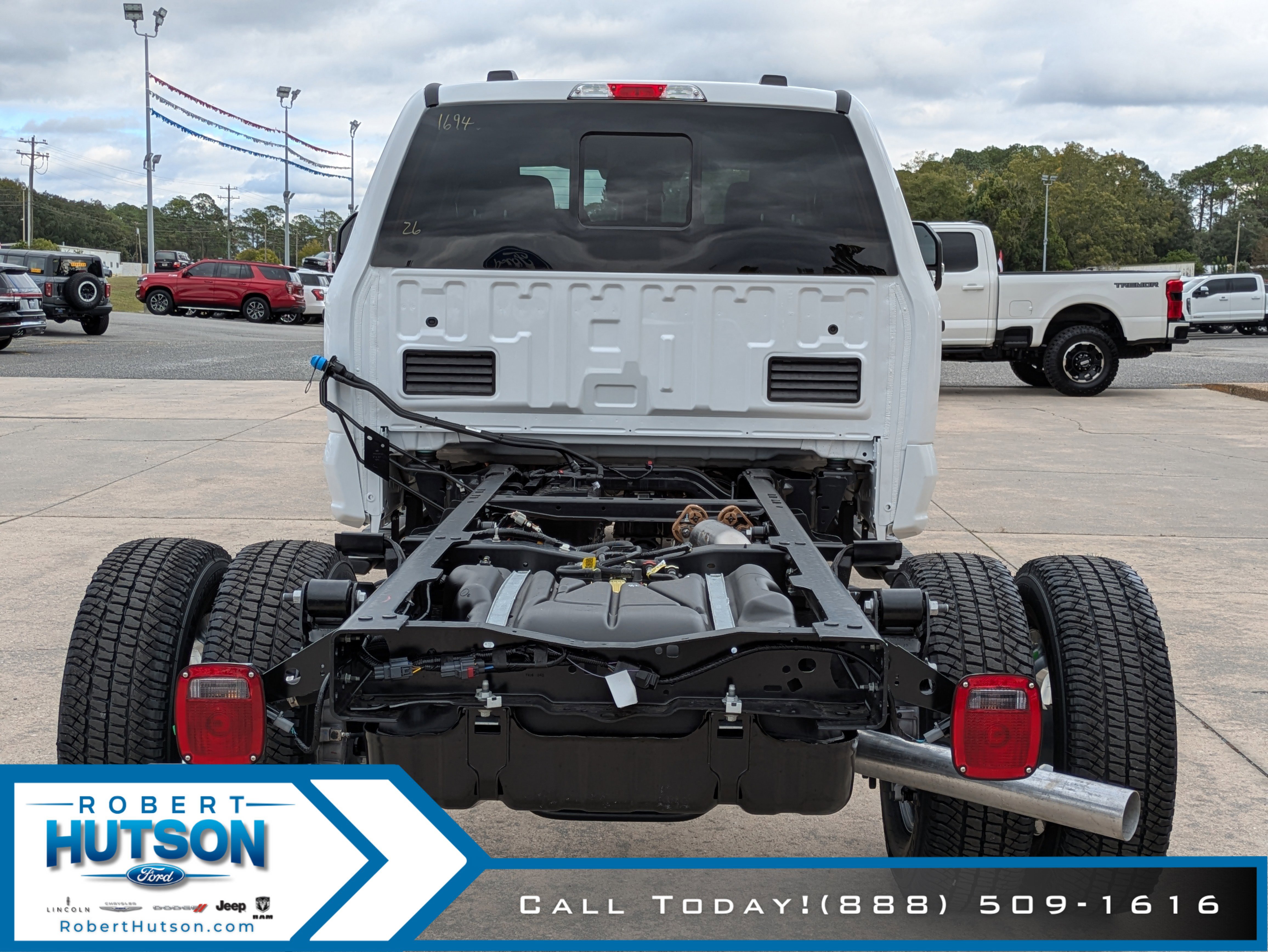 New 2026 Ford F350 XL w/ XL Chrome Package image 8