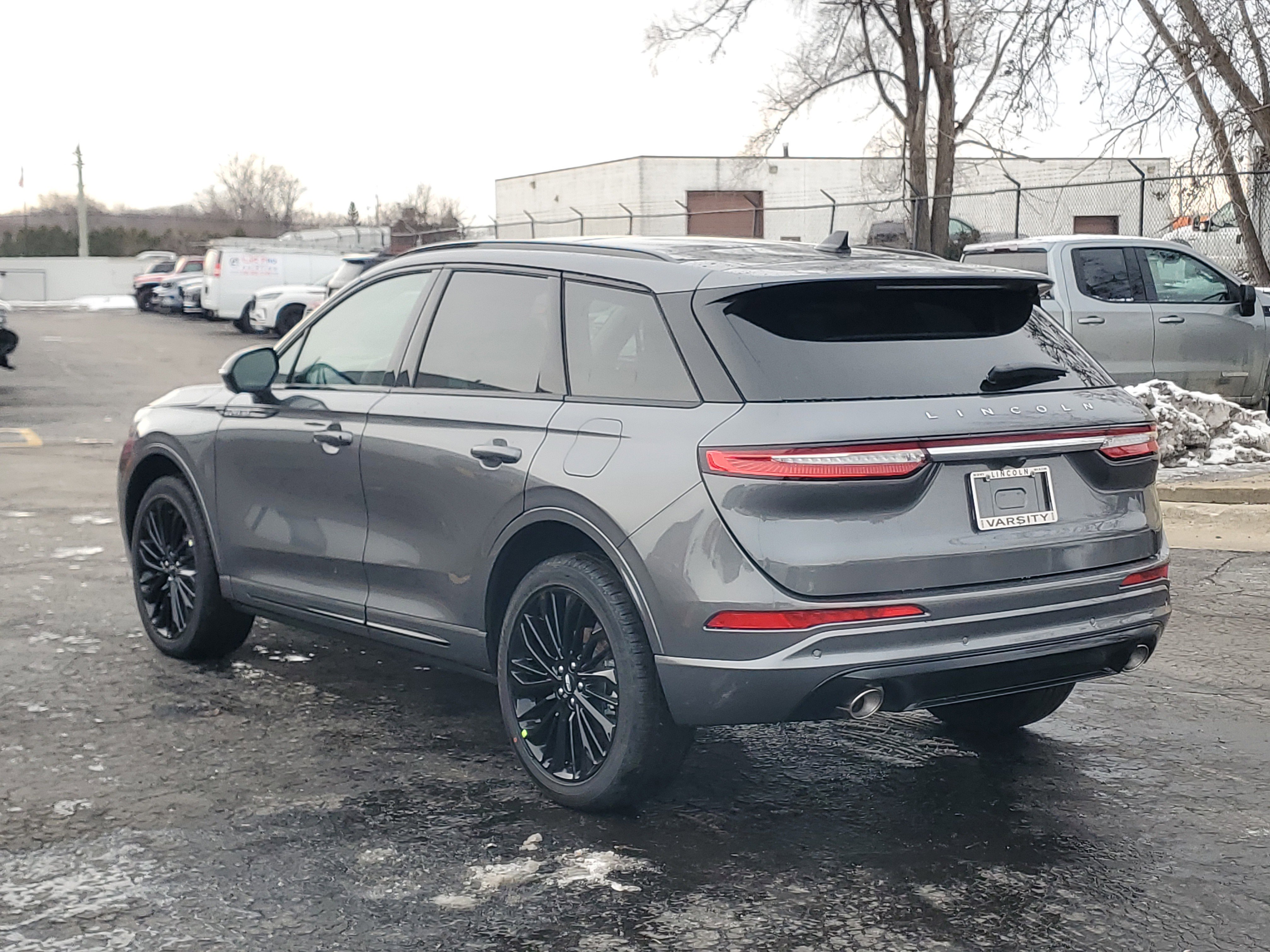 New 2026 Lincoln Corsair Premiere image 3