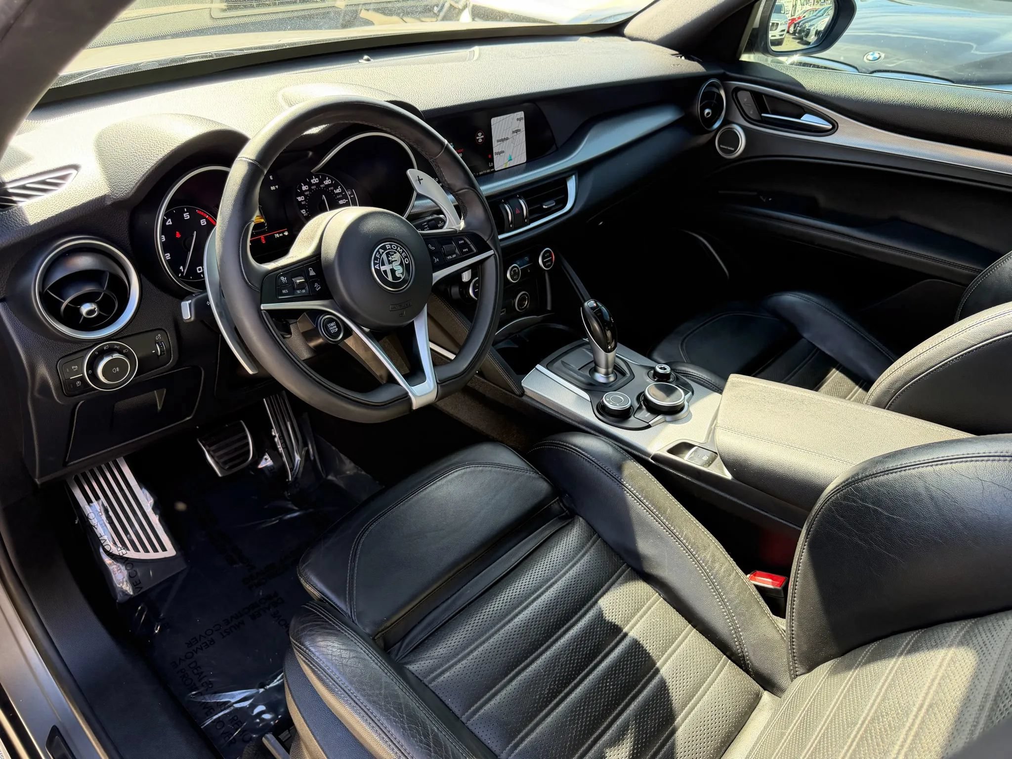 Used 2018 Alfa Romeo Stelvio Ti Sport AWD/4WD image 16