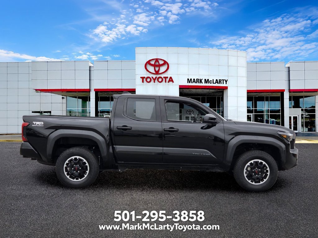 Used 2025 Toyota Tacoma TRD Off-Road AWD/4WD image 6