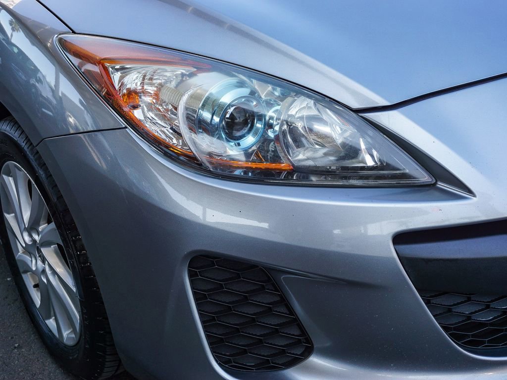 Used 2012 MAZDA MAZDA3 i Touring image 11