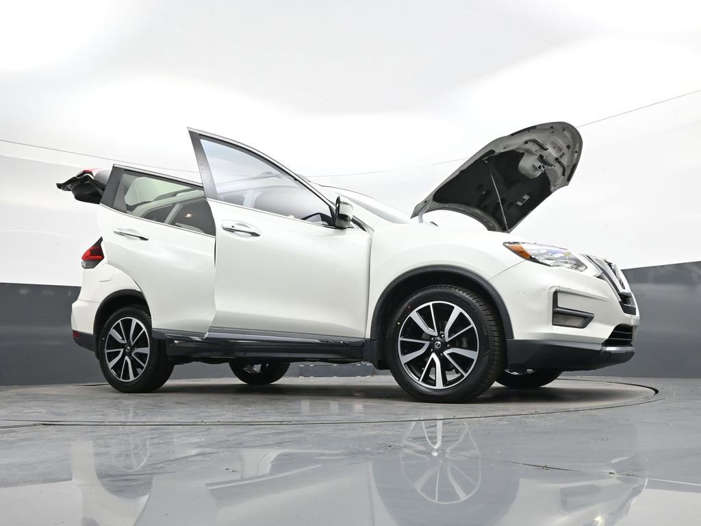 Used 2020 Nissan Rogue SL w/ Premium Package image 47