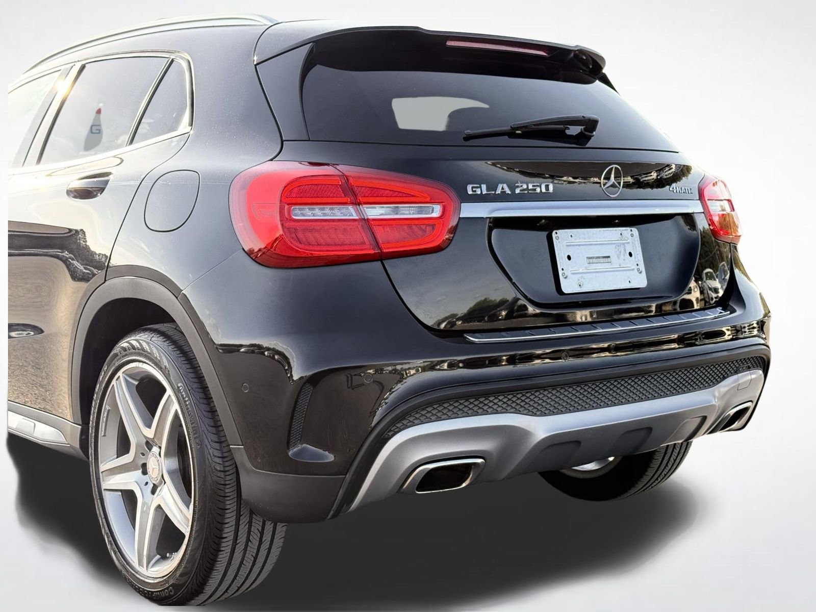 Used 2015 Mercedes-Benz GLA 250 4MATIC image 4