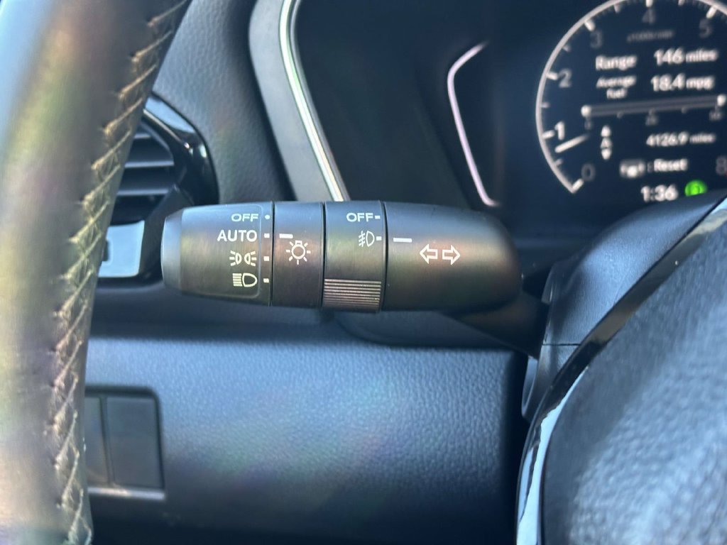 Certified 2023 Honda Pilot Touring image 21