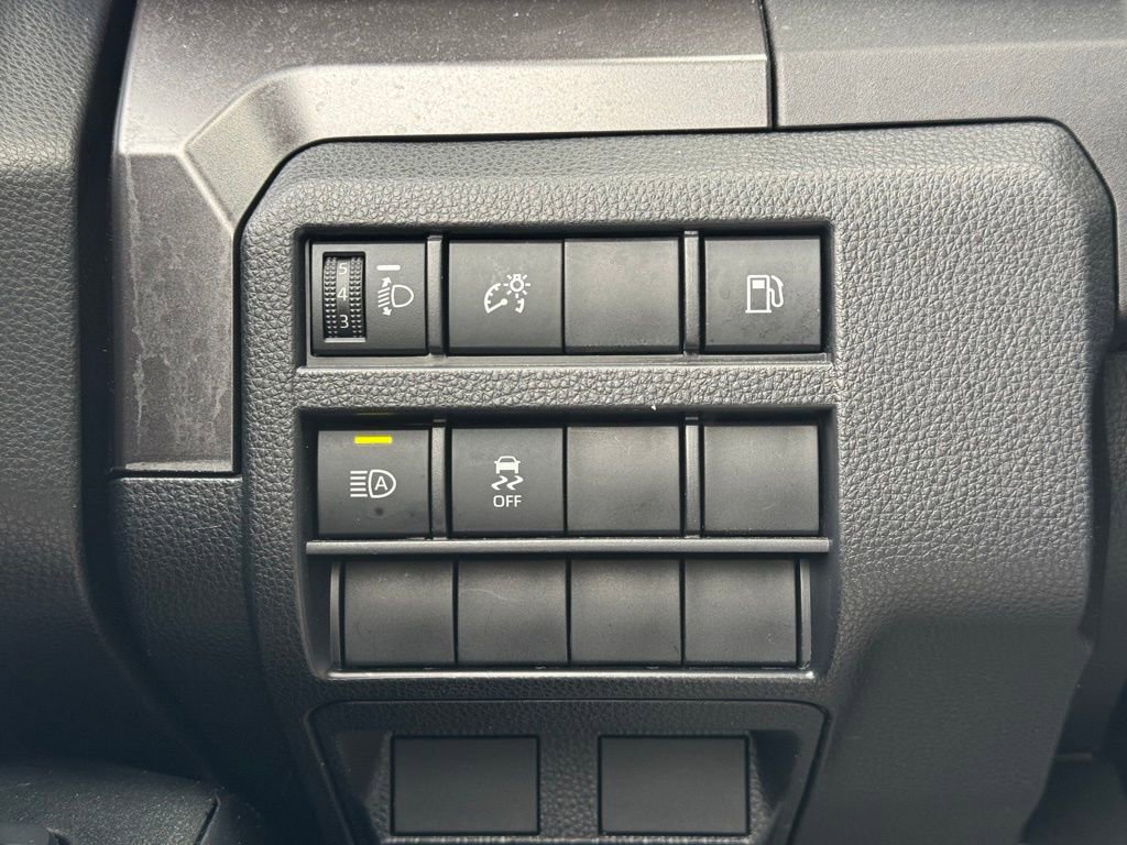 Certified 2025 Toyota 4Runner SR5 AWD/4WD image 30