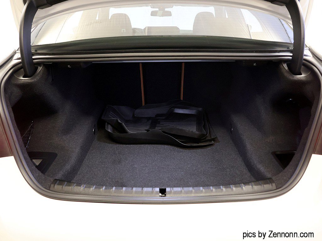 Certified 2023 BMW 530i xDrive w/ M Sport Package image 28