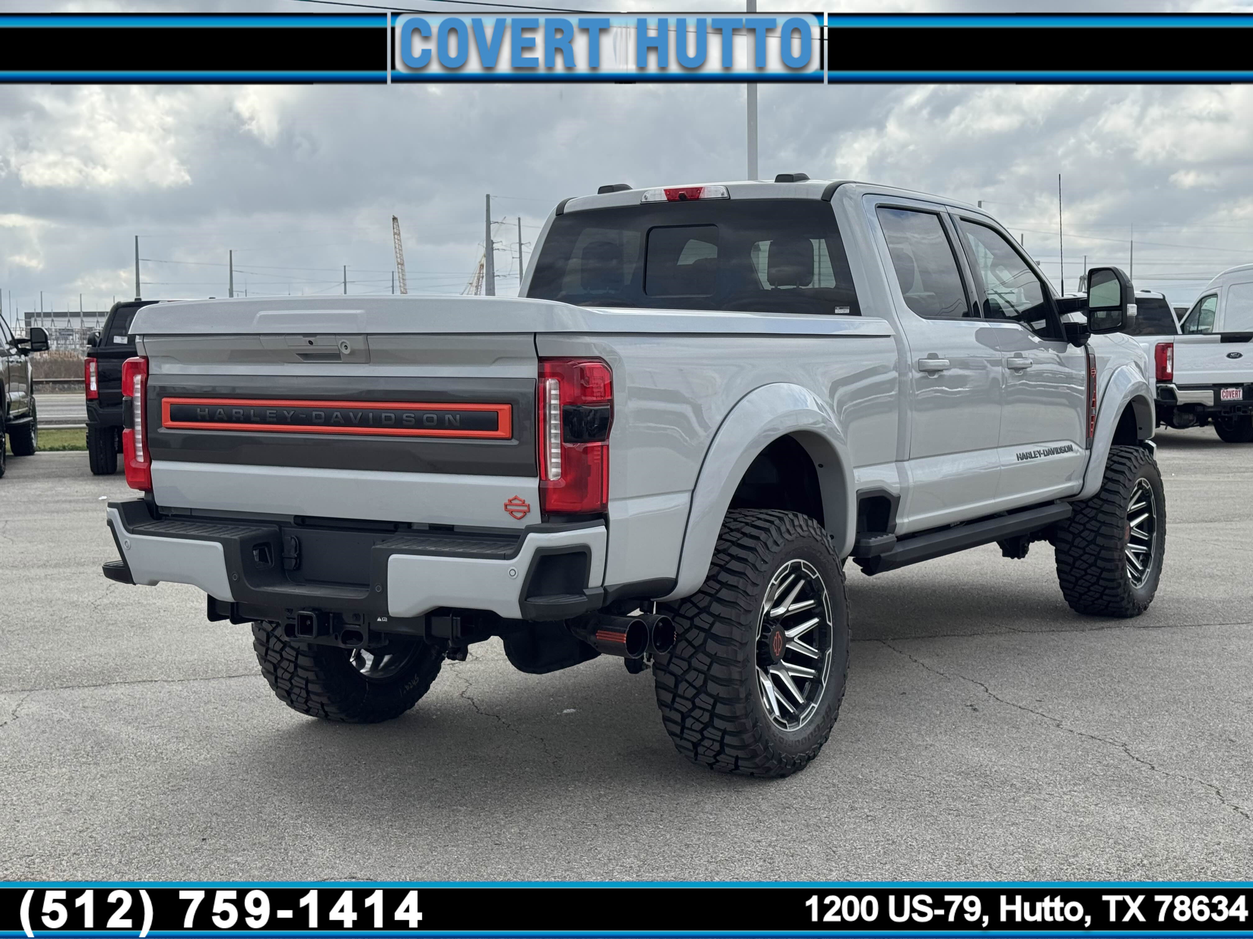 New 2026 Ford F250 Lariat w/ Black Appearance Package image 7