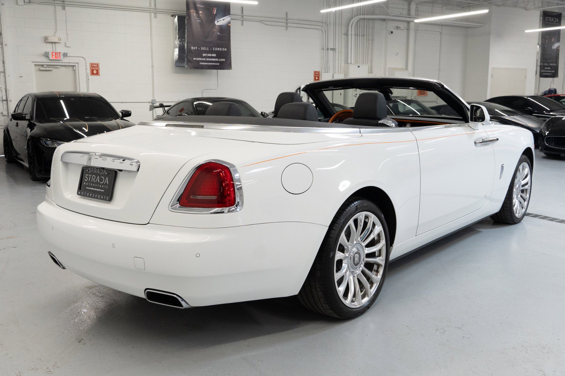 Used 2020 Rolls-Royce Dawn image 10