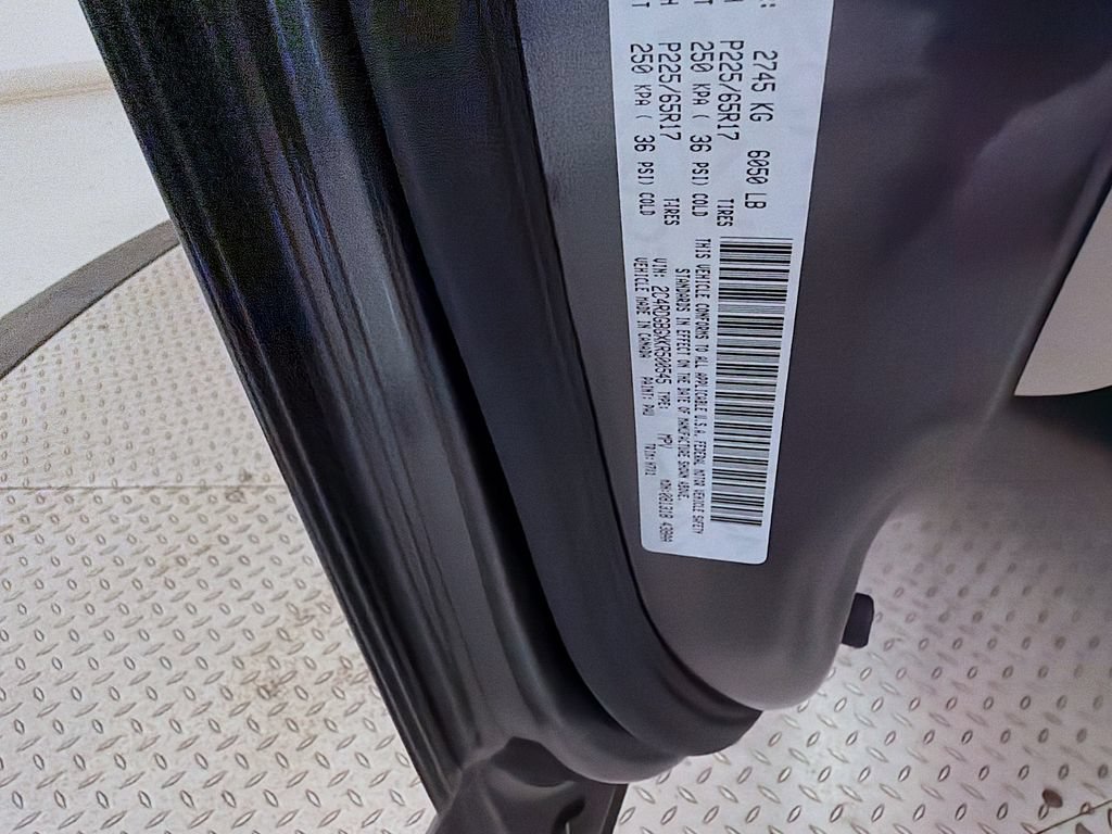 Used 2019 Dodge Grand Caravan SE w/ UConnect Hands-Free Group FWD image 29