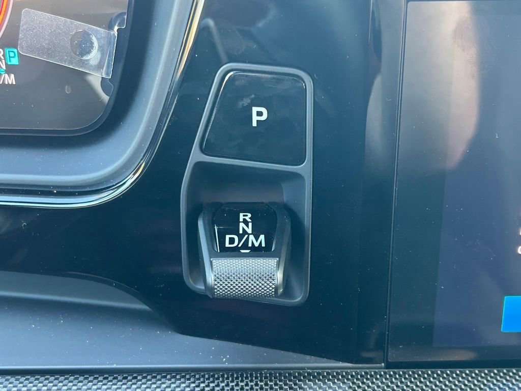 Used 2025 Porsche Cayenne GTS AWD/4WD image 36