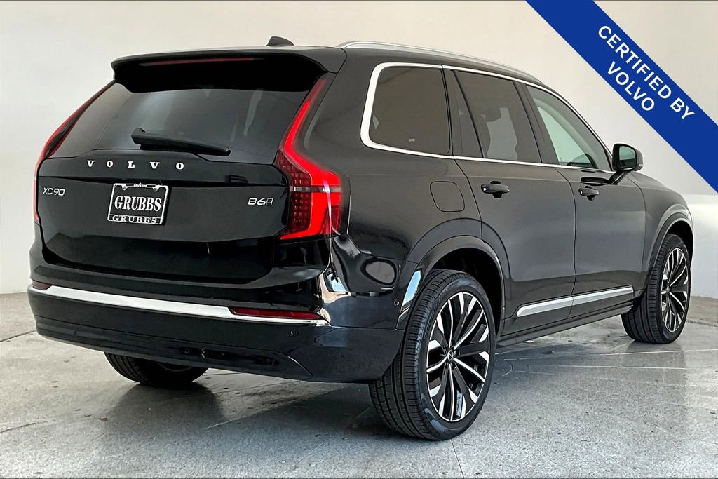 Certified 2025 Volvo XC90 B6 Plus image 2