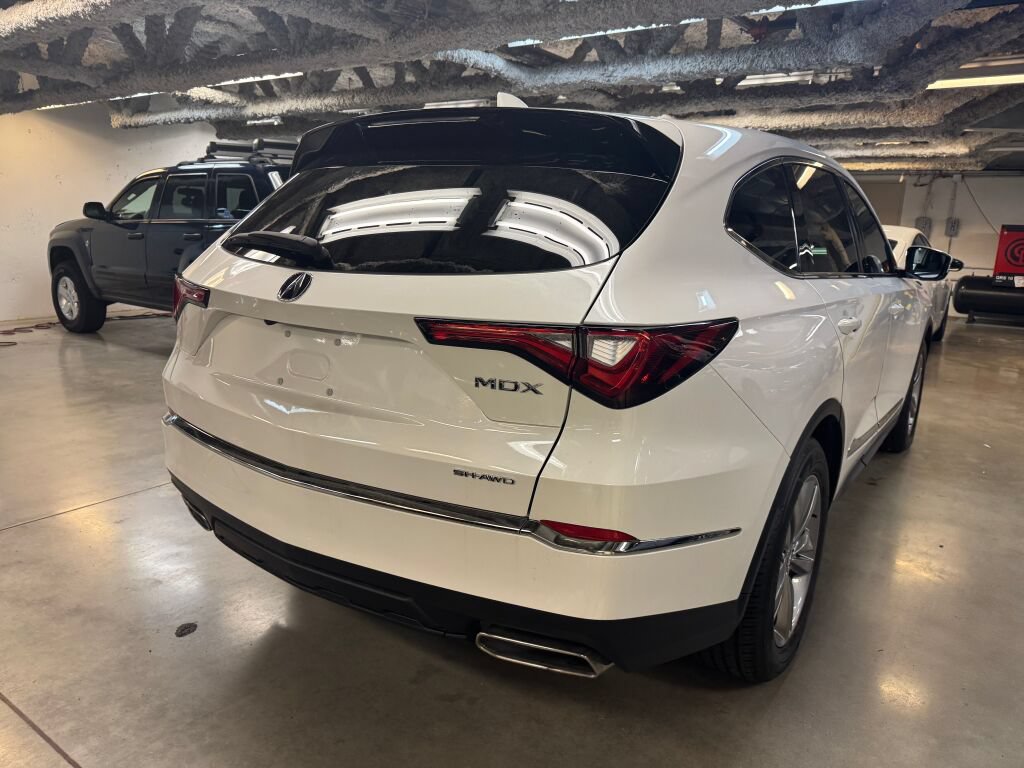 Certified 2023 Acura MDX SH-AWD image 7