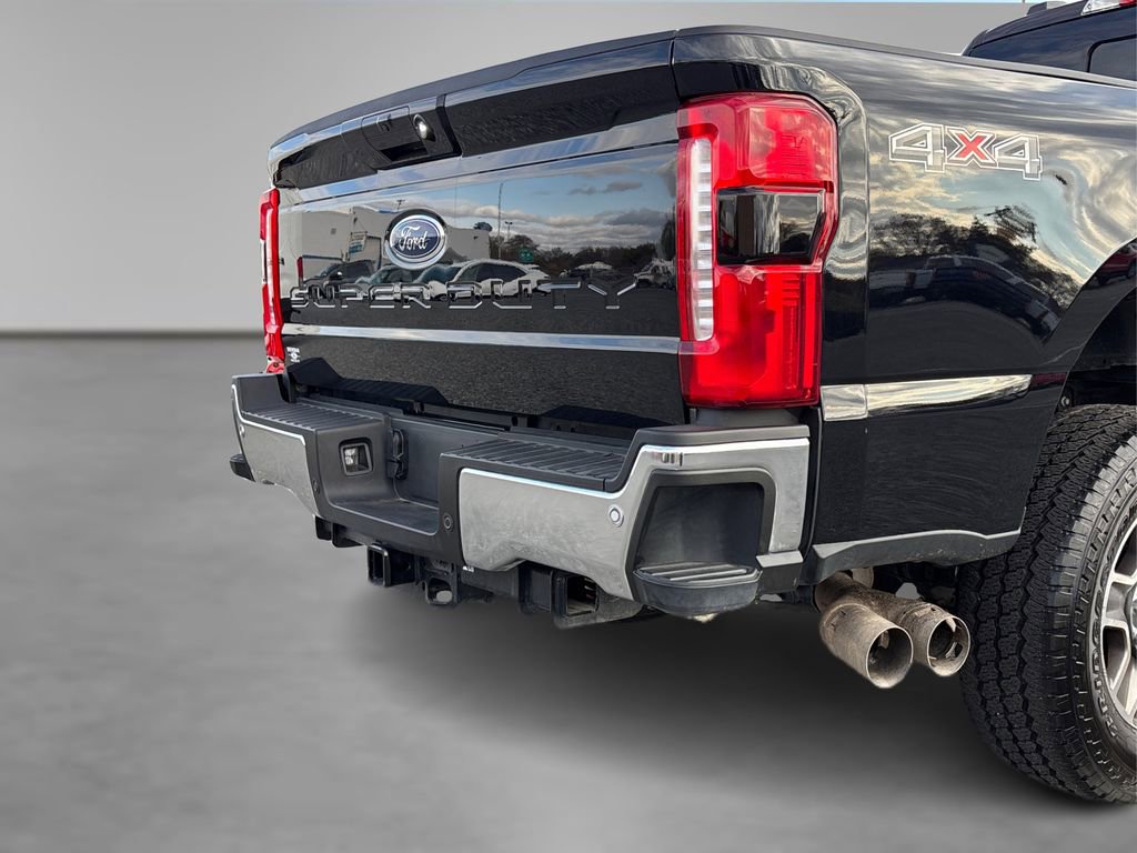 Used 2024 Ford F350 Lariat w/ Camper Package image 14