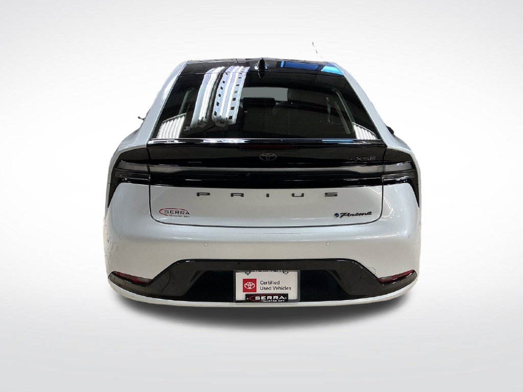 Certified 2024 Toyota Prius Prime Premium FWD image 5