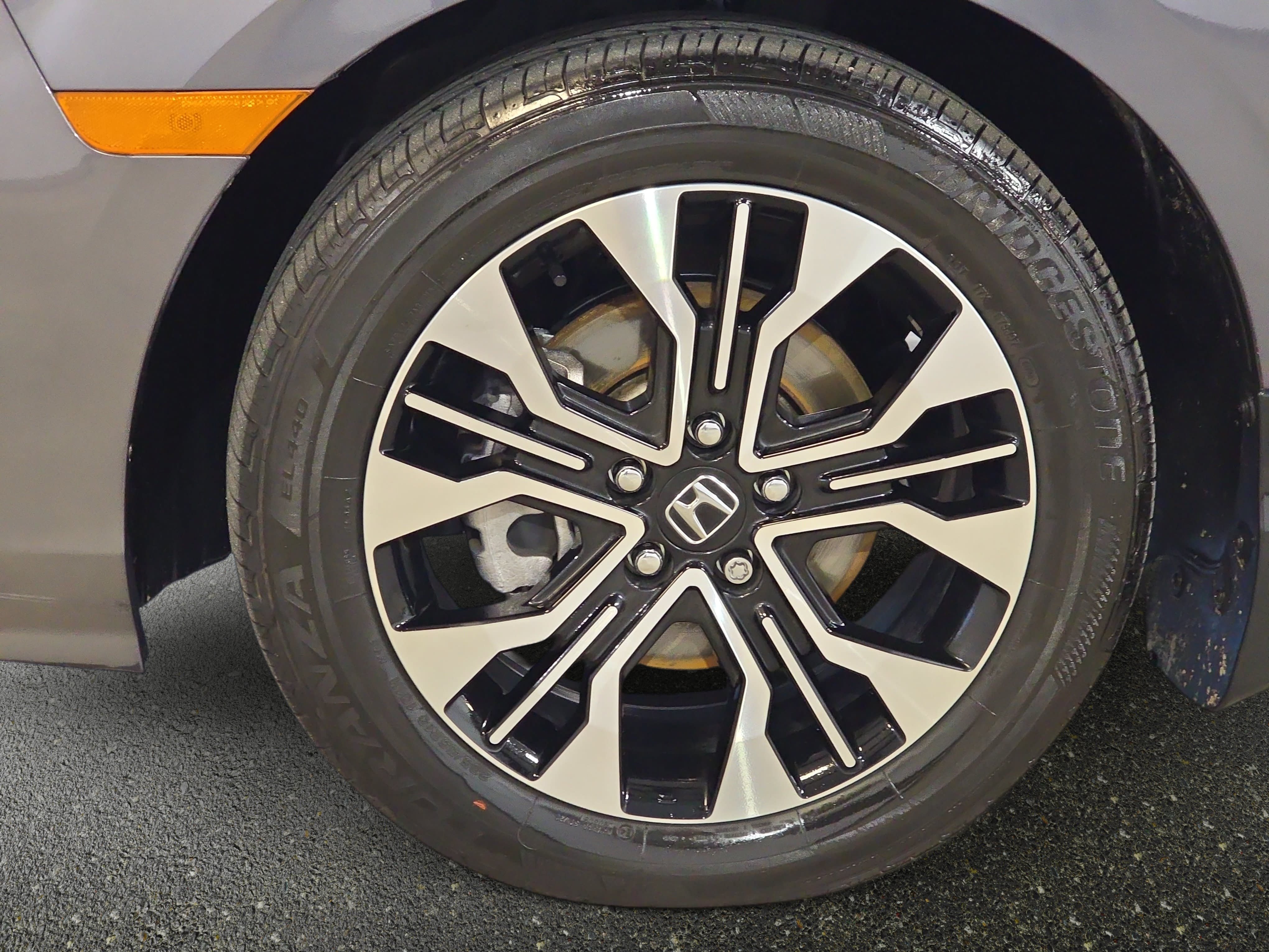Certified 2025 Honda Odyssey Elite image 32