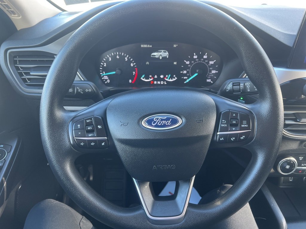 Used 2020 Ford Escape SE image 9