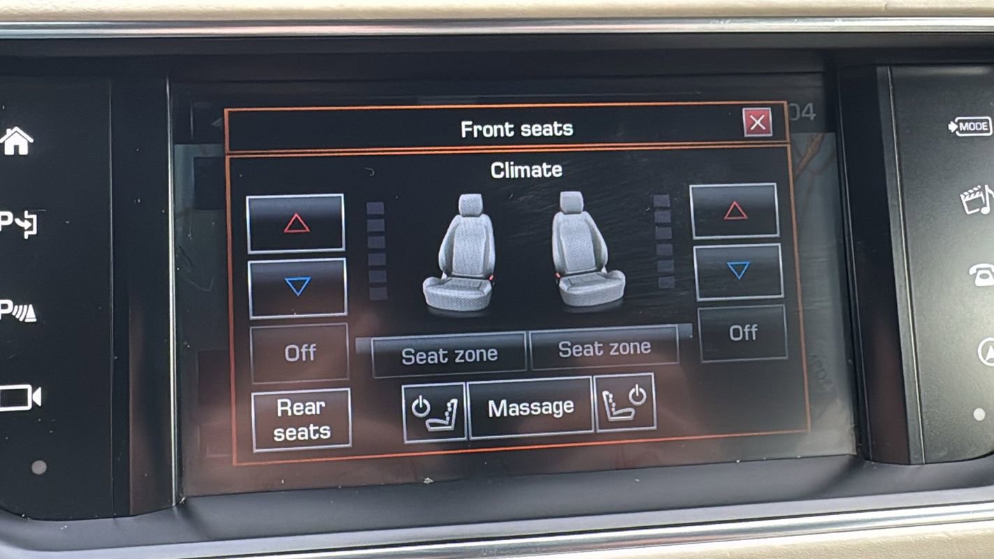 Used 2016 Land Rover Range Rover Supercharged image 28