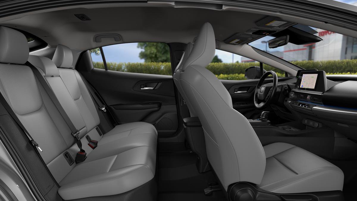 New 2026 Toyota Prius XLE FWD image 32