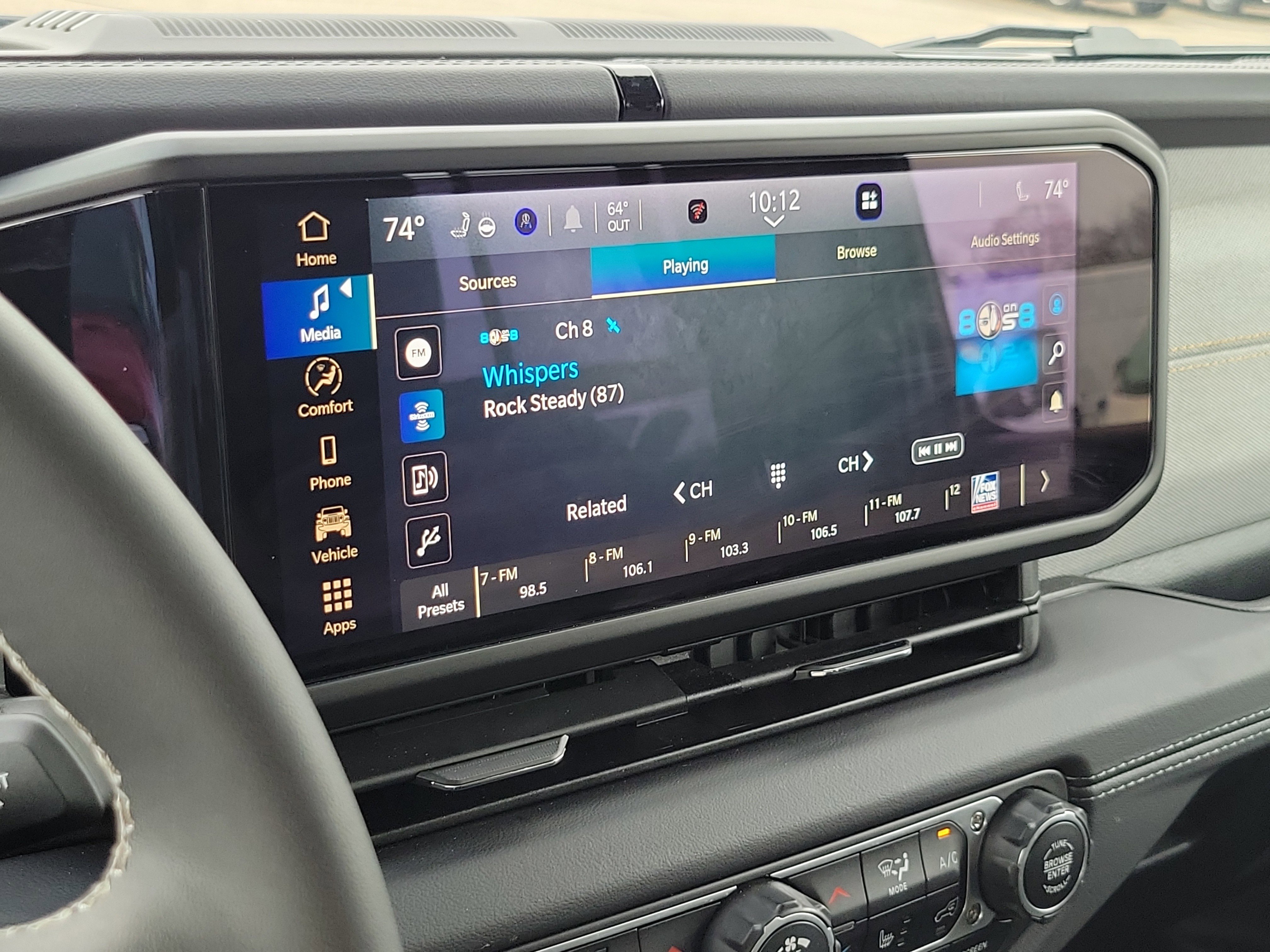 Used 2025 Jeep Wrangler Unlimited Sahara image 13