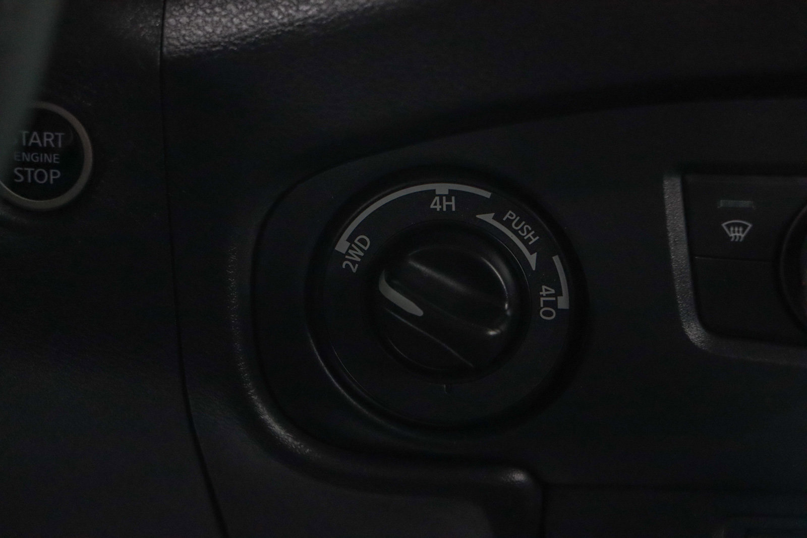 Used 2024 Nissan Frontier PRO-4X w/ Off-Road Protection Package image 22