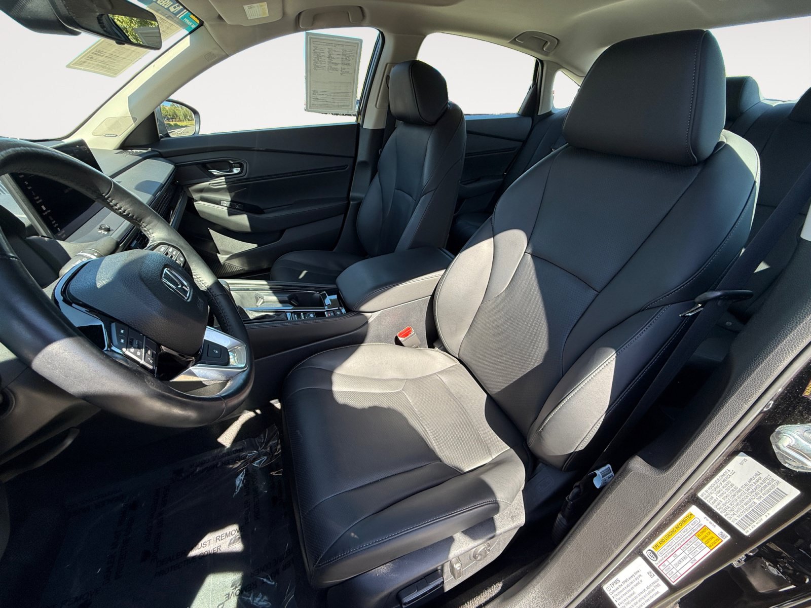 Used 2025 Honda Accord Touring image 10