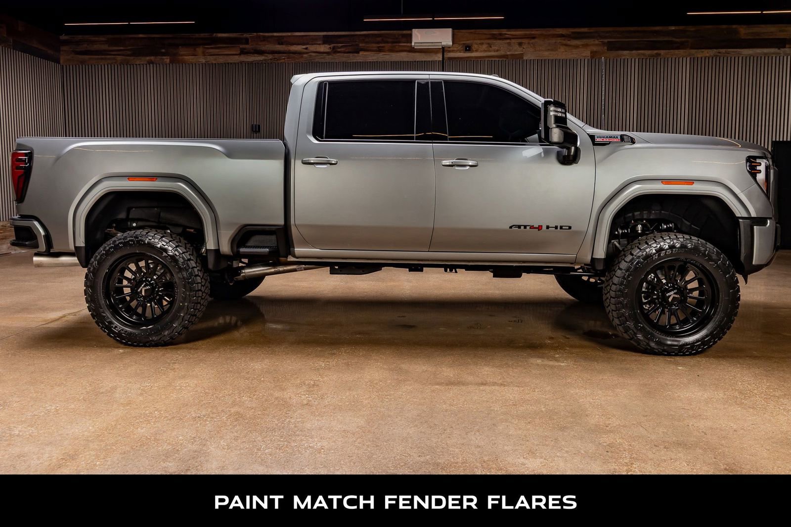 Used 2025 GMC Sierra 2500 AT4 w/ AT4 Premium Plus Package image 11