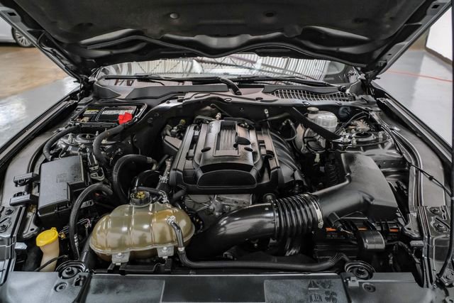 Used 2018 Ford Mustang Premium image 50