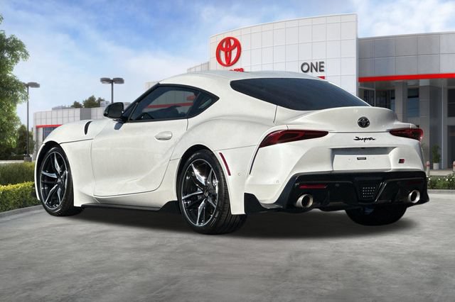 Certified 2020 Toyota Supra w/ Driver Assist Package RWD image 7