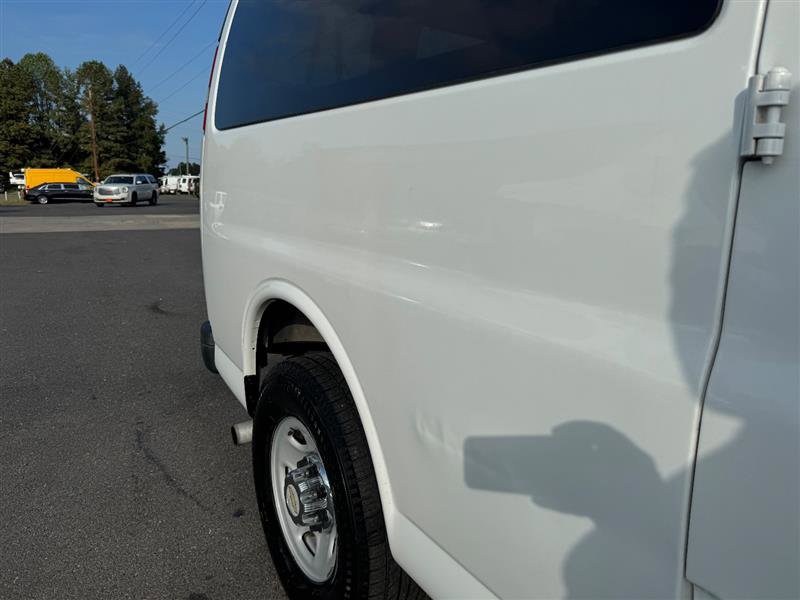 Used 2015 Chevrolet Express 3500 LT w/ LT Preferred Equipment Group image 22
