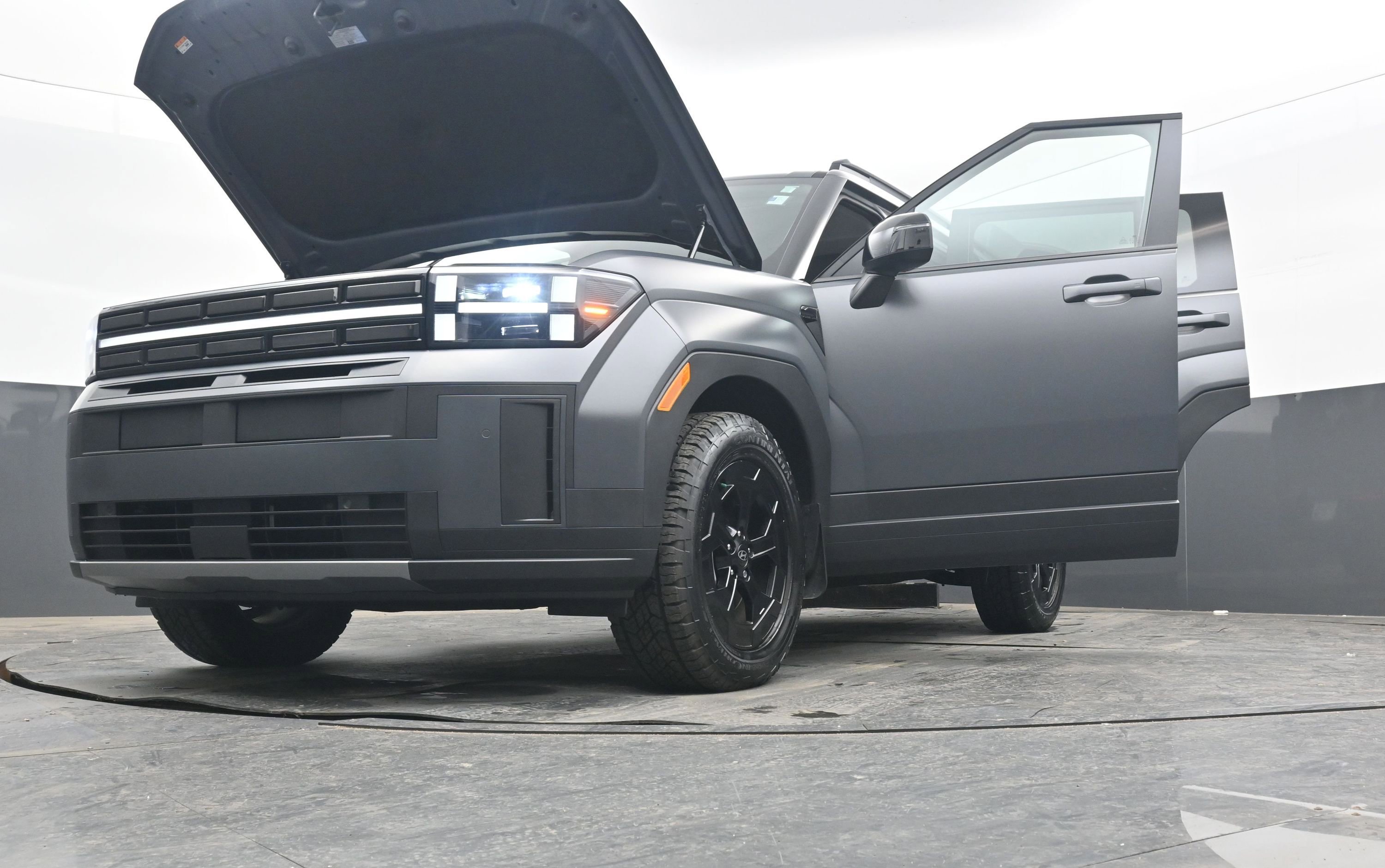 Used 2025 Hyundai Santa Fe XRT image 38