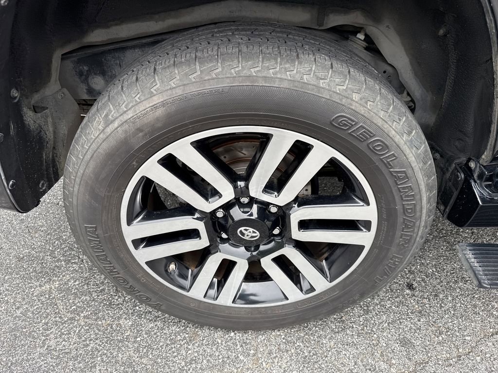 Used 2016 Toyota 4Runner Limited AWD/4WD image 17