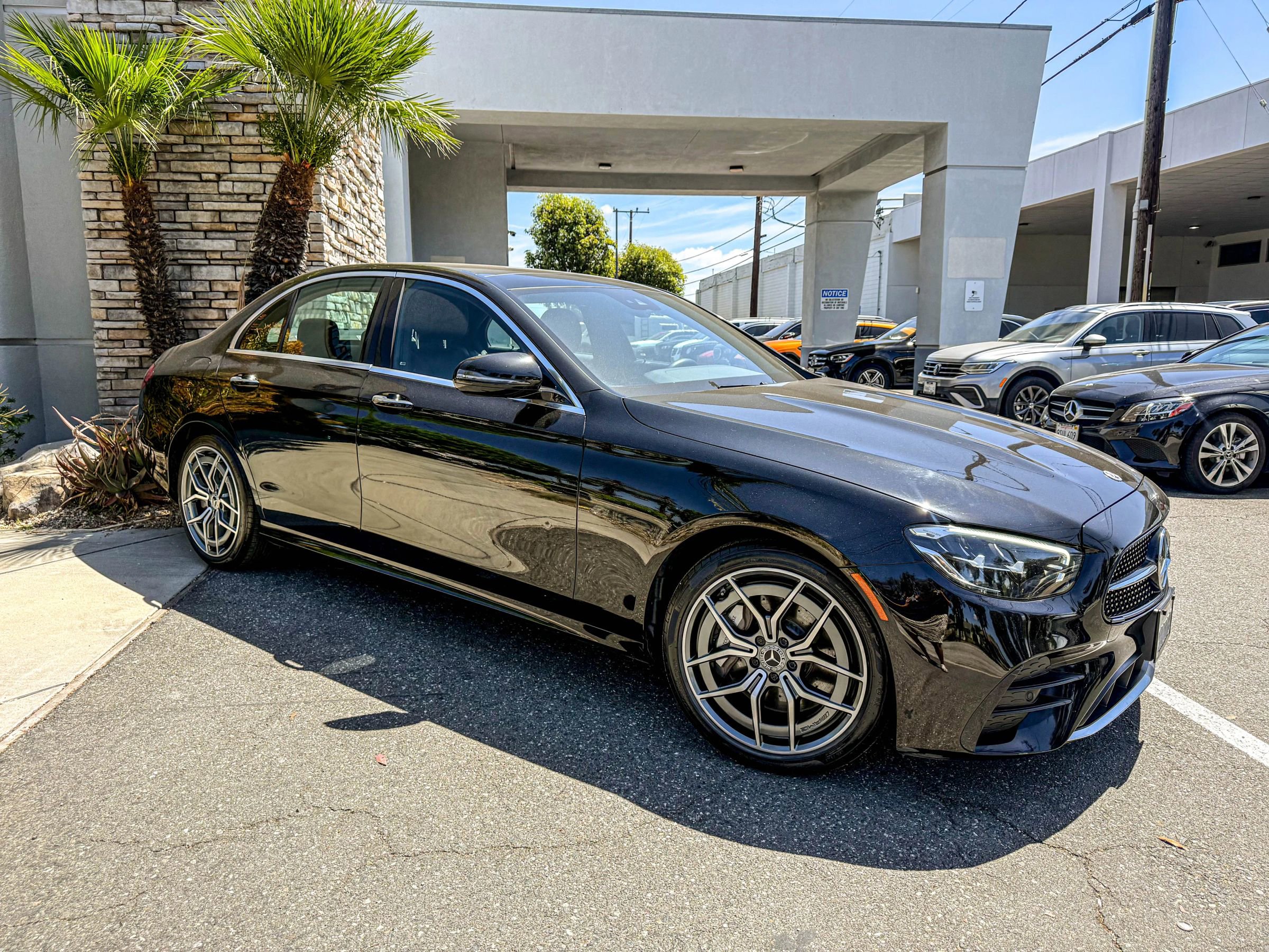 Used 2023 Mercedes-Benz E 450 4MATIC Sedan image 1