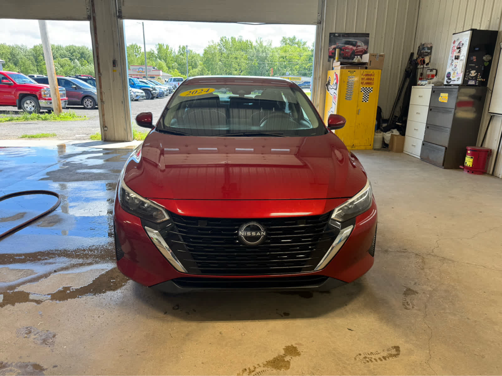 Used 2024 Nissan Sentra SV FWD image 3