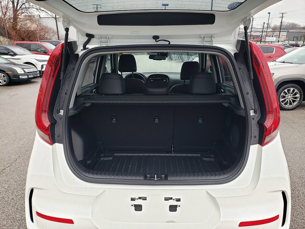 Used 2022 Kia Soul Turbo image 8